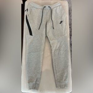Nike gray sweatpants